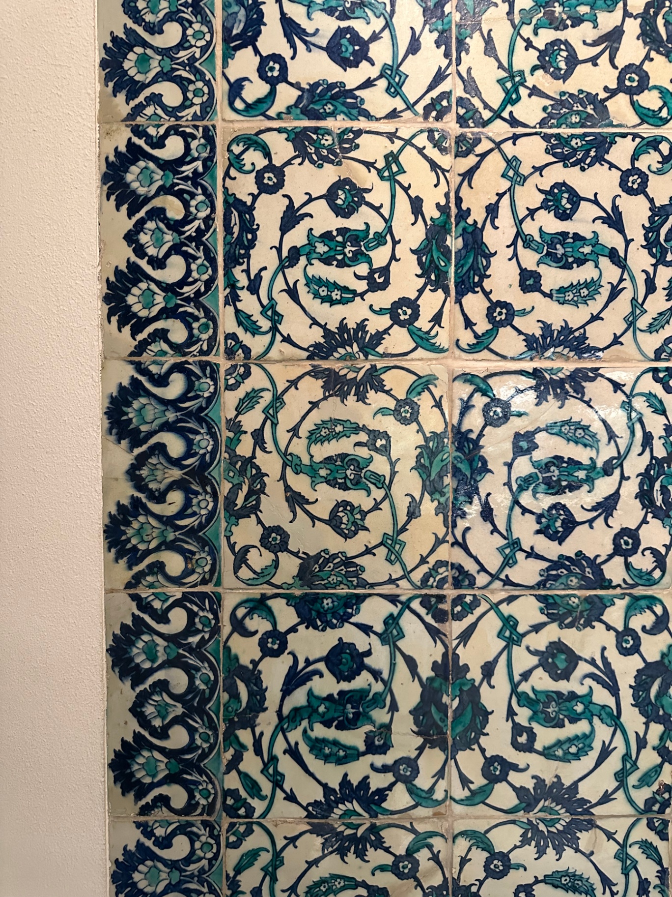 Gulbenkian Tiles Spiral